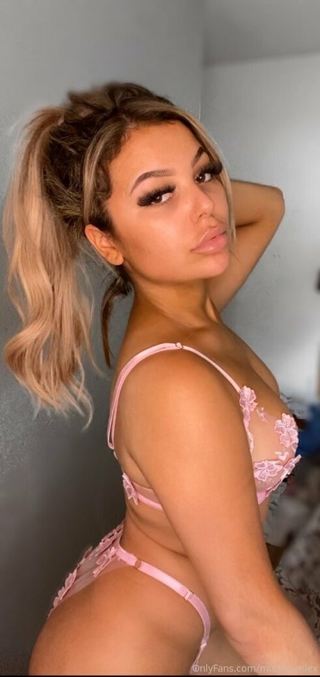 emilyexotics modèle artistique archive