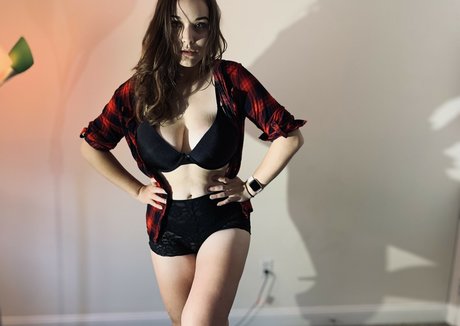 ASMRKitten star exclusive archive