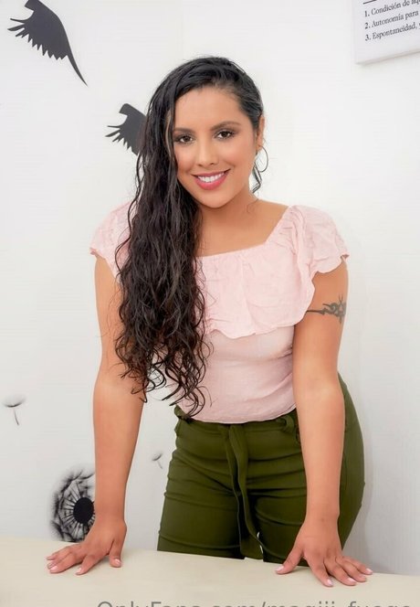 magiii fuego estrella porno perfecta archivo