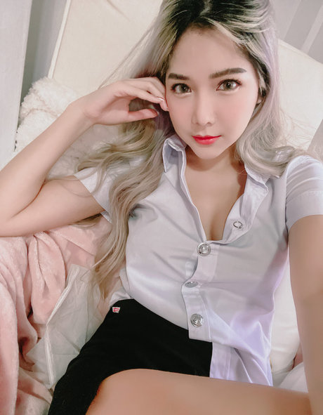 baibaifern hermosa estrella fotos