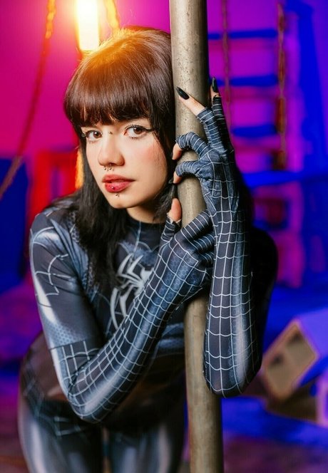 Beatrzfonseca haut modèle galeries