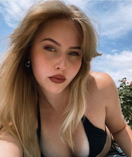 cirizzzle estrella porno agradable foto