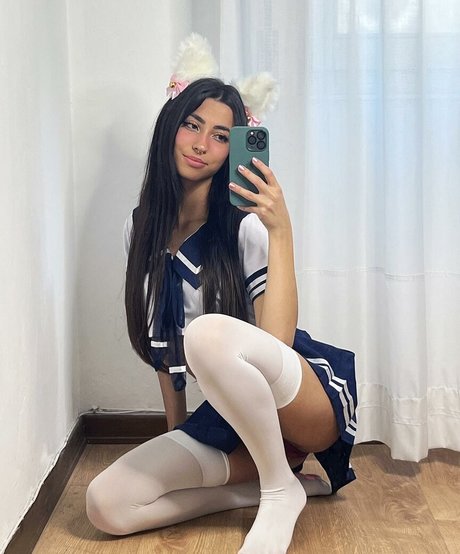 Lucrelisa pornstar pretty image