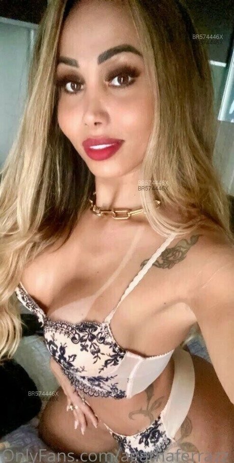 agathaferrazz linda estrella galería