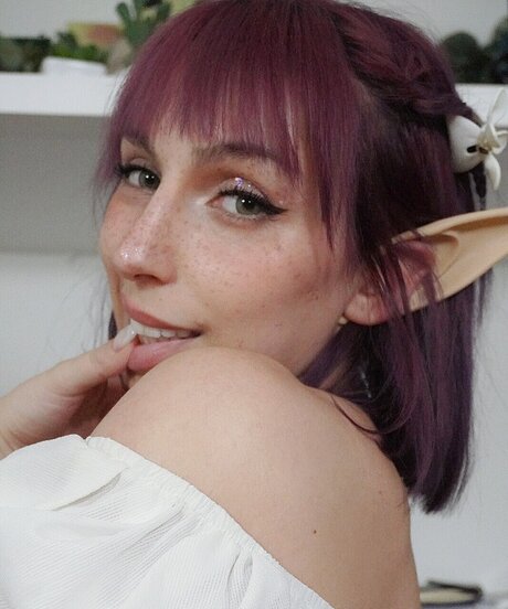 Lily Seraphine nice model img
