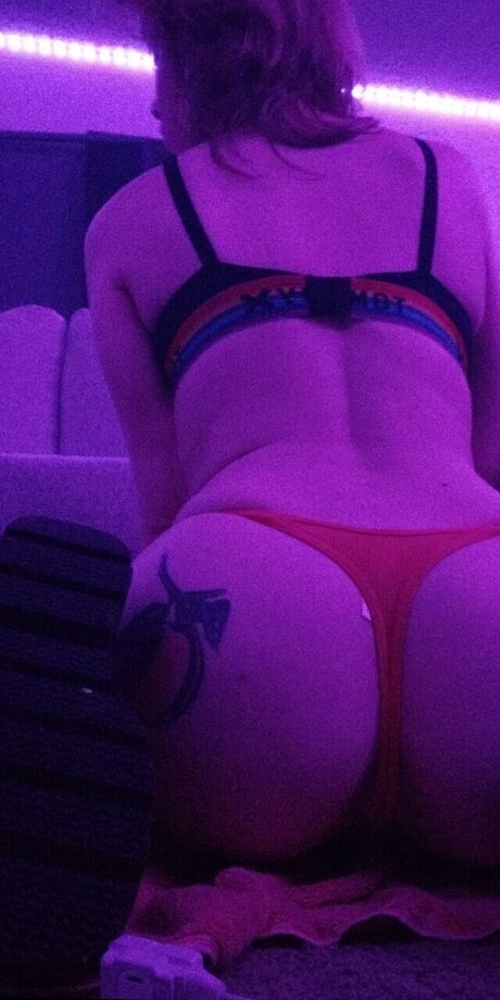 SquishyThighs22 nude pornstar image