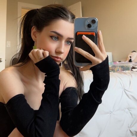 _GxddessChlxe_ nice pornstar picture