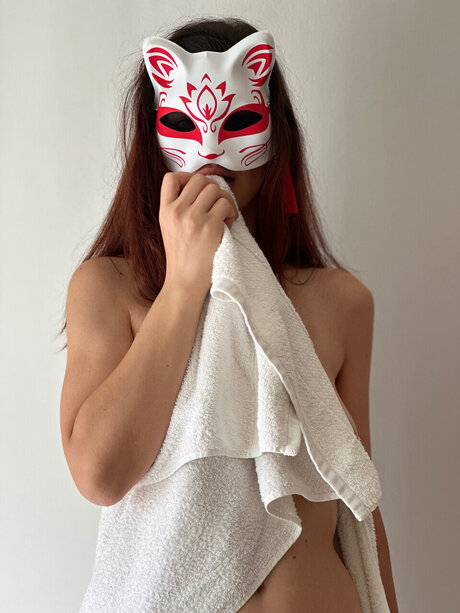 Kabuki Cat sexy actress archive