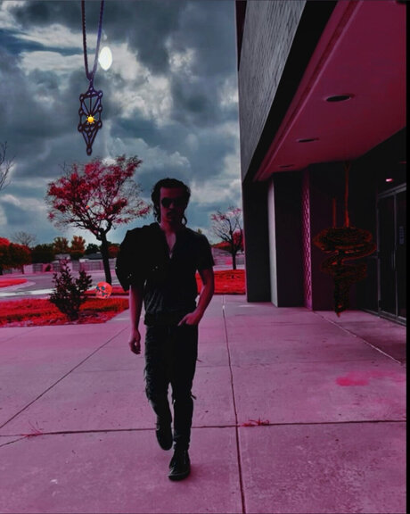 Mark Del Rey_ high quality model pic