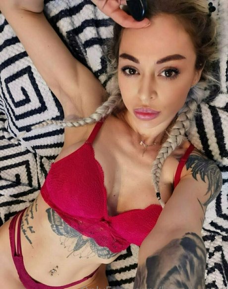 brandy love estrella bonita foto