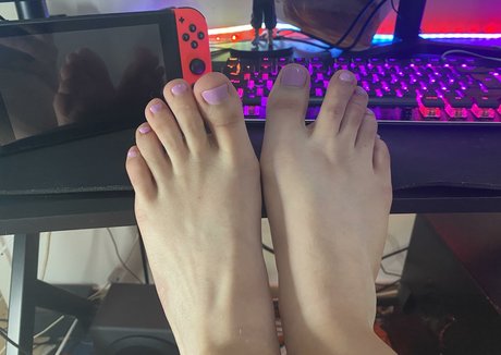 egirlxriley nude actress pic