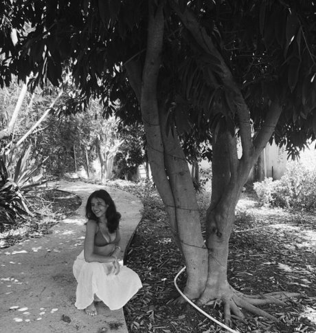 Yuval Hofesh hermosa estrella porno fotos