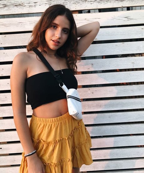 Yuval Hofesh haut étoile images