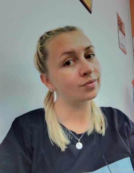 anna bellla estrella porno hd galerías