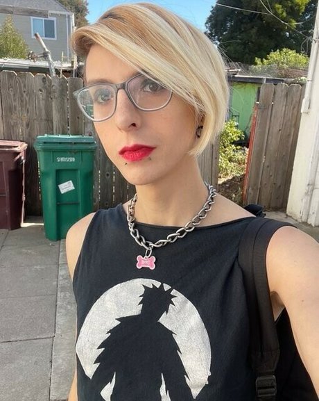 Cassie Coyote estrella porno recopilación