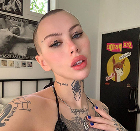 Siiickbrain naked star archive