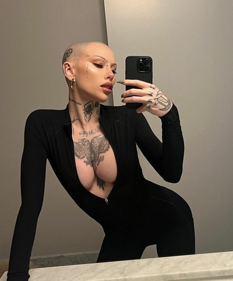 Siiickbrain xxx estrella porno galería