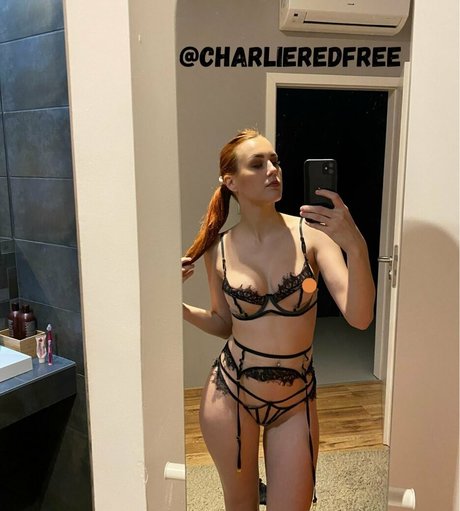 thickbabyzara star du porno gratuit photo