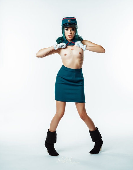 Joanie Brosas modelo perfecto imagen