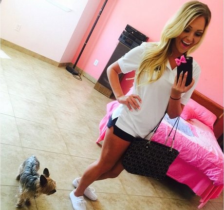 Amber BeIarski estrella porno en alta definición fotos