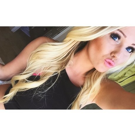 mamada tragar onlyfans bastante pornografico foto