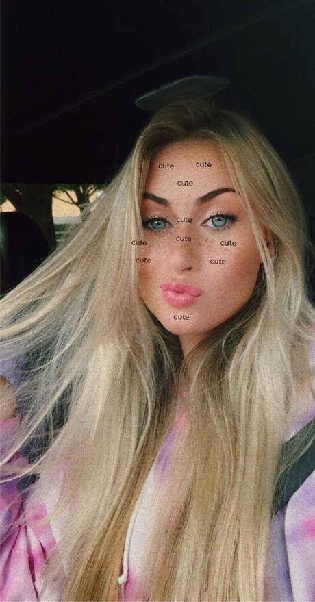 Sarah Kate Stricker modèle magnifique image