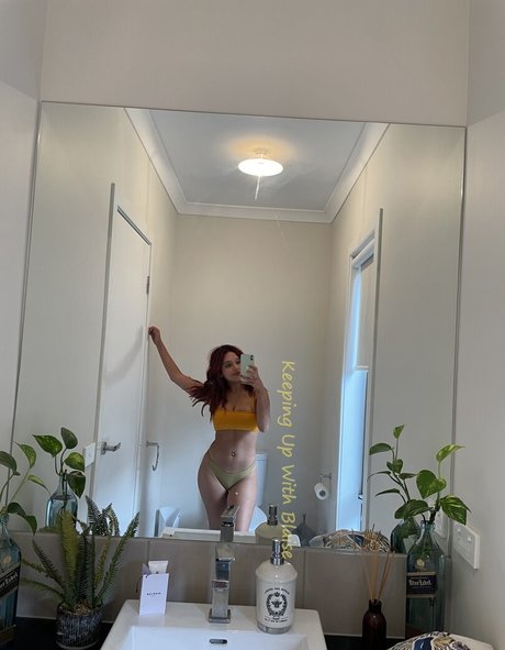 blazingggblaiseee star erotic picture