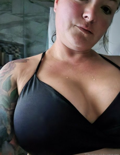 TheRustyGem arte modelo imagen