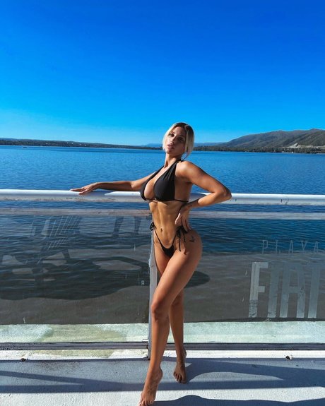 Antonella Mantovano actrice sexy image