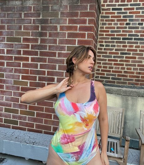 alyshagrace modelo agradable foto