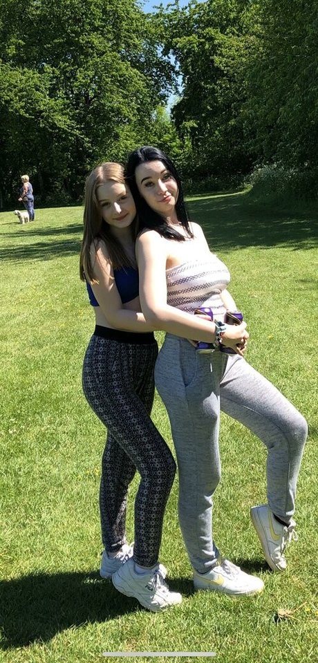 Anna Langley modèle xxx galerie