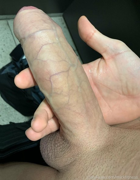 mickfitness_ estrella porno sexy imagen