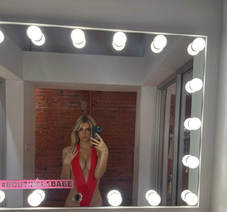 urbbaddy star nude pics