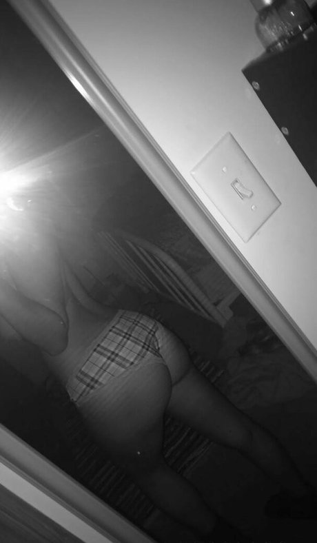 Kaelyn Myers actriz atractiva fotos