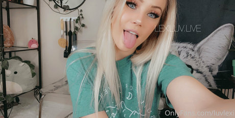 luvlexi actrice chaude galeries