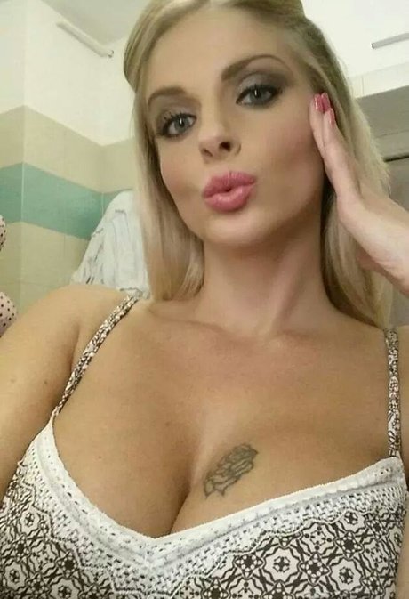 mamá sola onlyfans xxx erótico galería