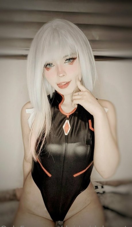 Momoiro Cosplay modèle meilleur img