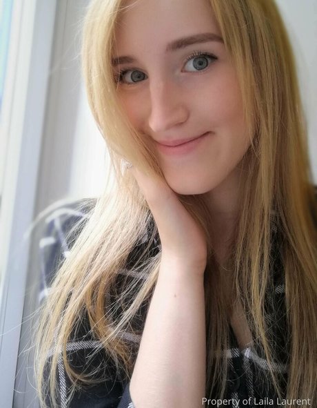 Laila Laurent estrella porno en alta definición fotos