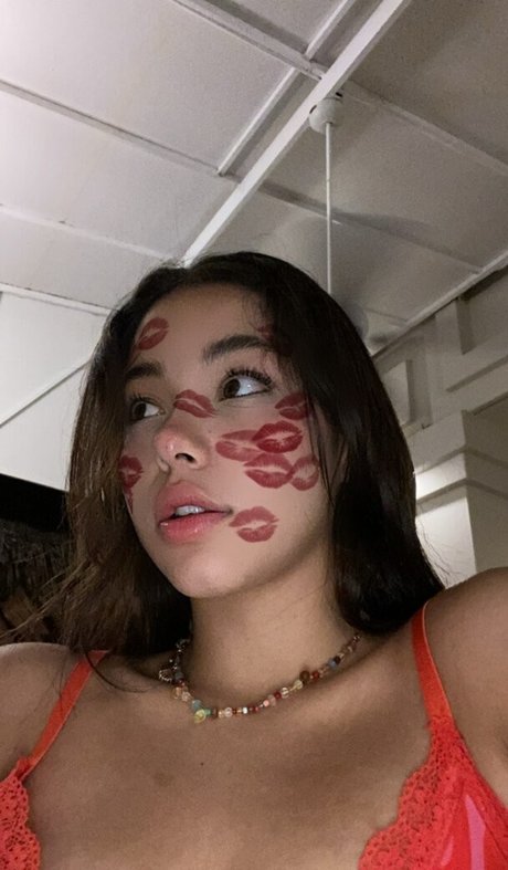 ValeMadrigal 1 pornstar beautiful pic