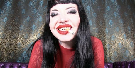 mayasinstress actriz imagen