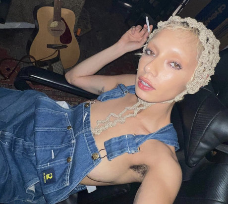 Jazelle Zanaughtti modelo de arte archivo