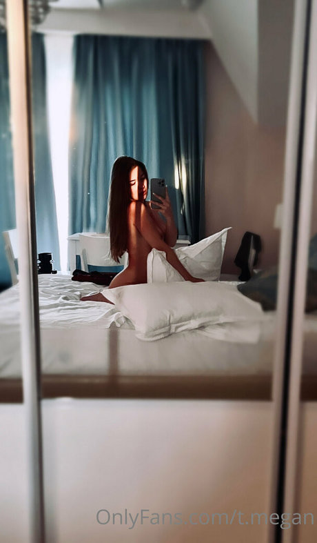 t megan modèle sexy image