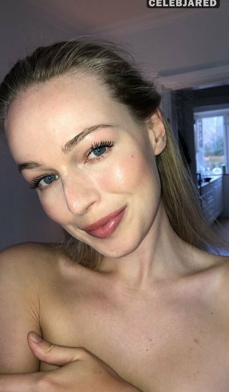 Frederikke Bach free model pics