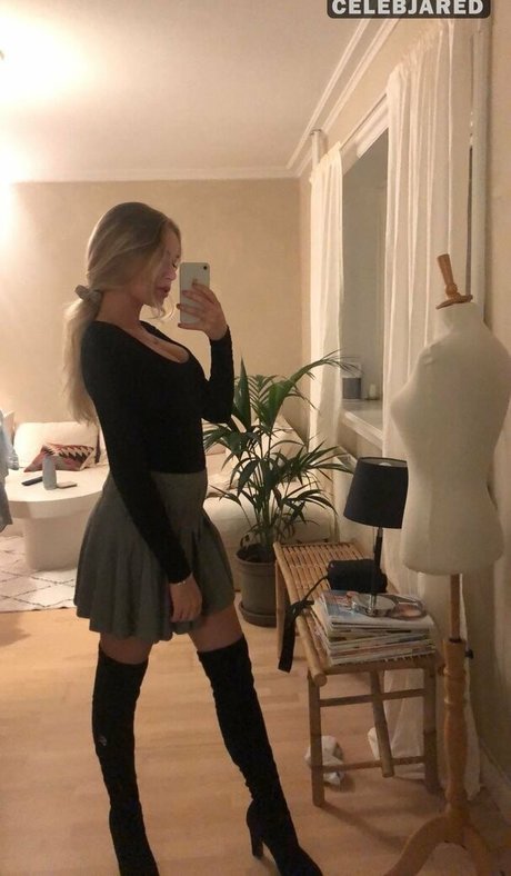 Frederikke Bach art actress galleries