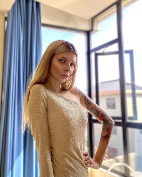 Alyona pornographic star pics