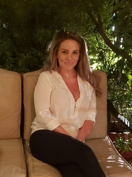 MilkingMommy69 hd pornstar pictures