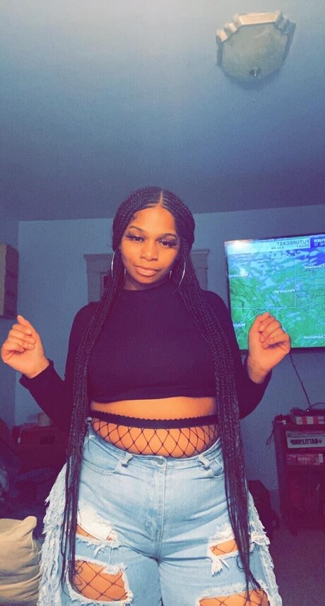 Iyonna Avery pornographic model photos