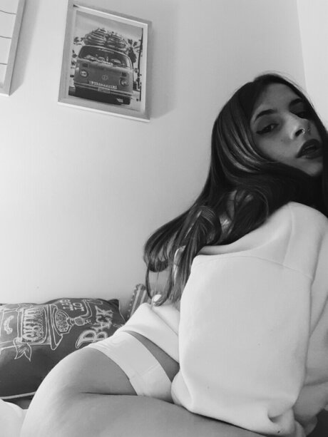 Juliim exclusive pornstar image