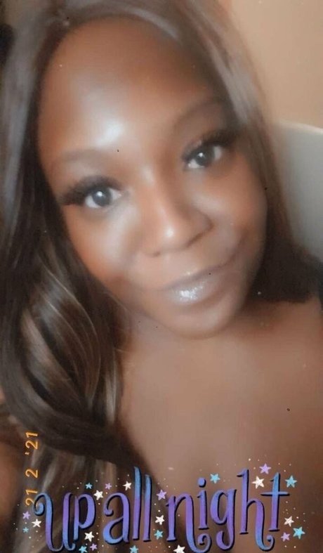 cutiecc étoile chaude photos