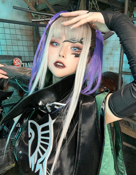 Lilium725 modelo desnuda foto